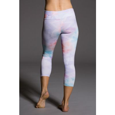 Onzie Capri Yoga Hose Candy Cloud